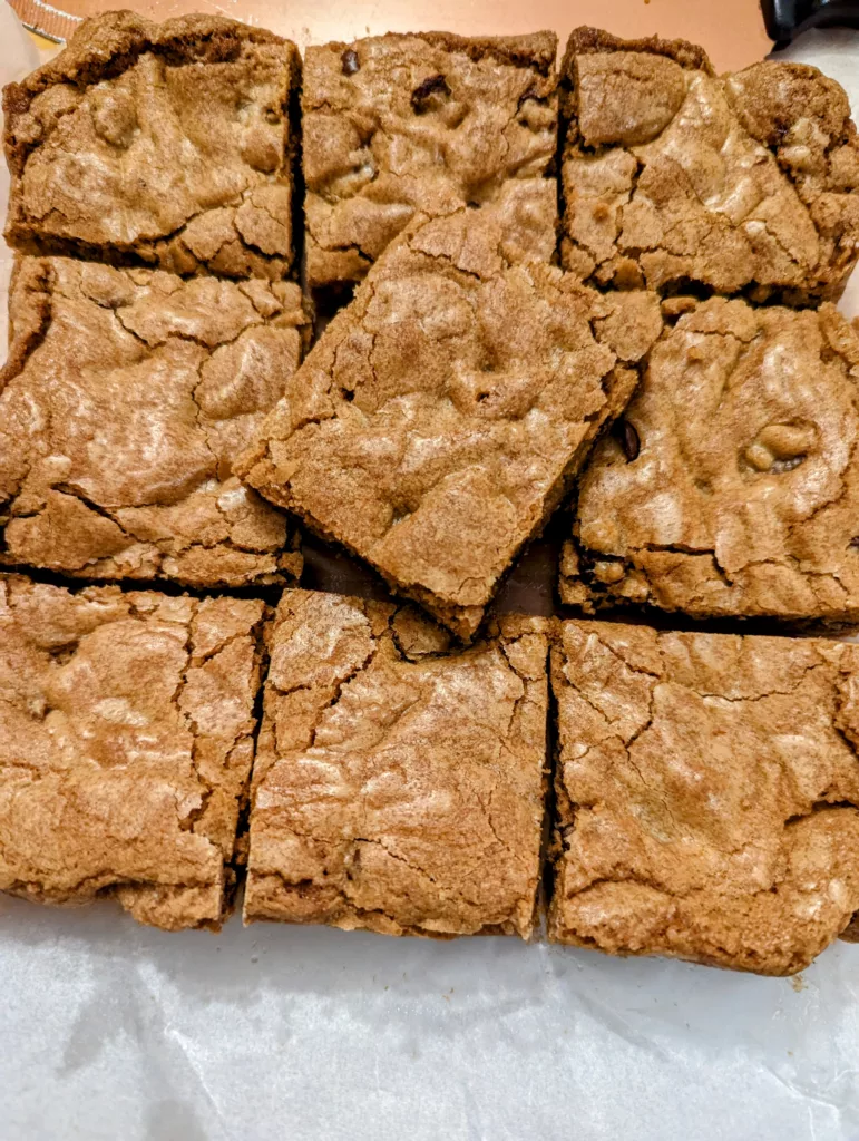 chocolate chip cookie bars